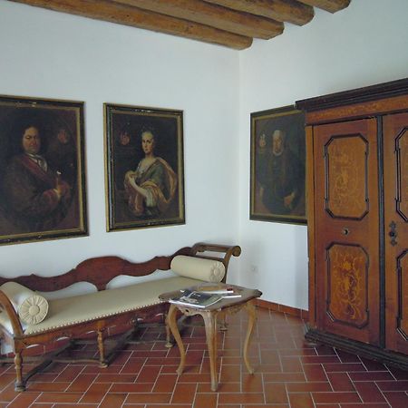 Relais Palazzo Lodron Hotel Rovereto  Buitenkant foto
