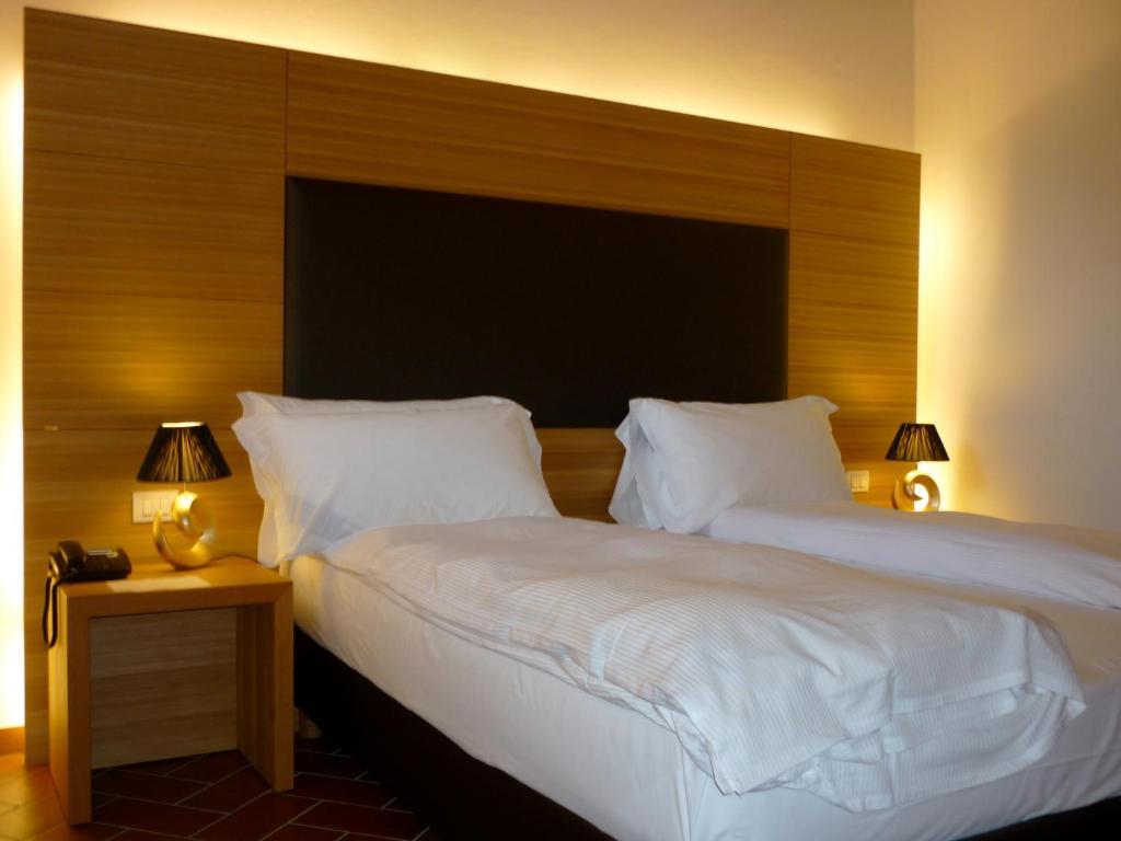 Relais Palazzo Lodron Hotel Rovereto  Kamer foto