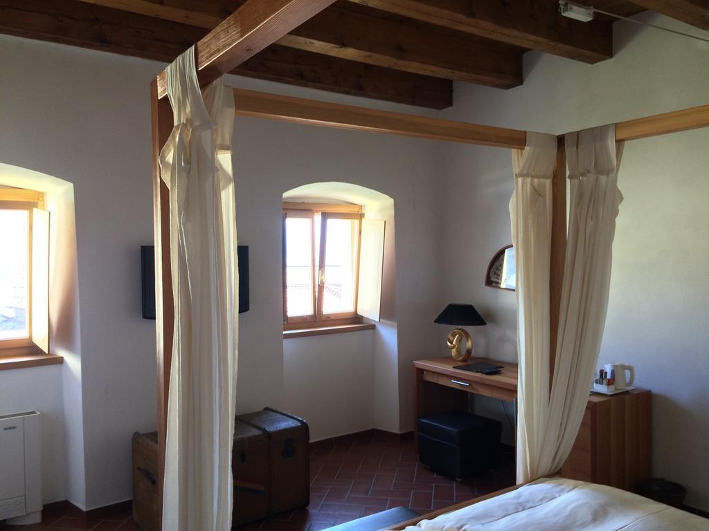 Relais Palazzo Lodron Hotel Rovereto  Kamer foto
