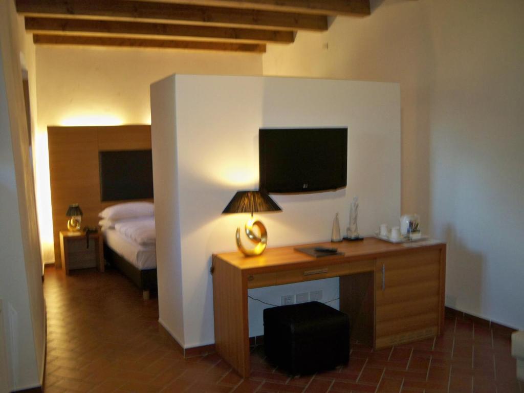 Relais Palazzo Lodron Hotel Rovereto  Kamer foto