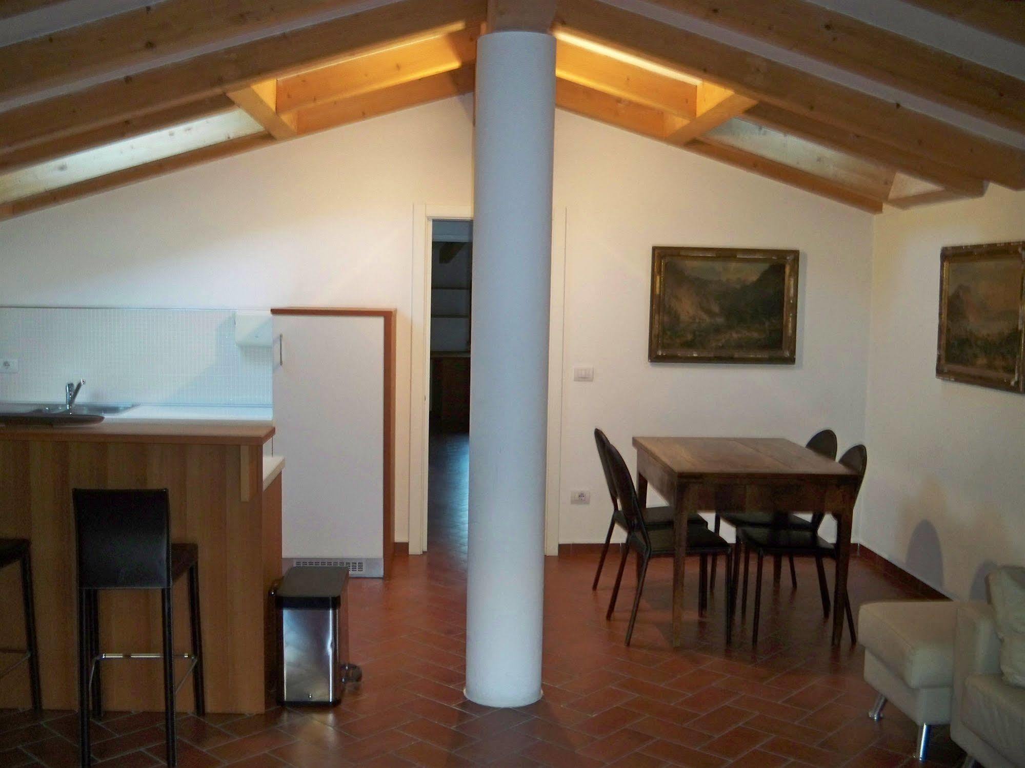 Relais Palazzo Lodron Hotel Rovereto  Buitenkant foto
