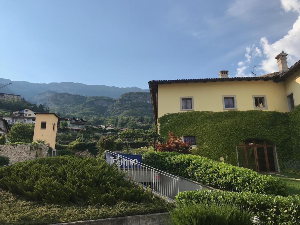 Relais Palazzo Lodron Hotel Rovereto  Buitenkant foto