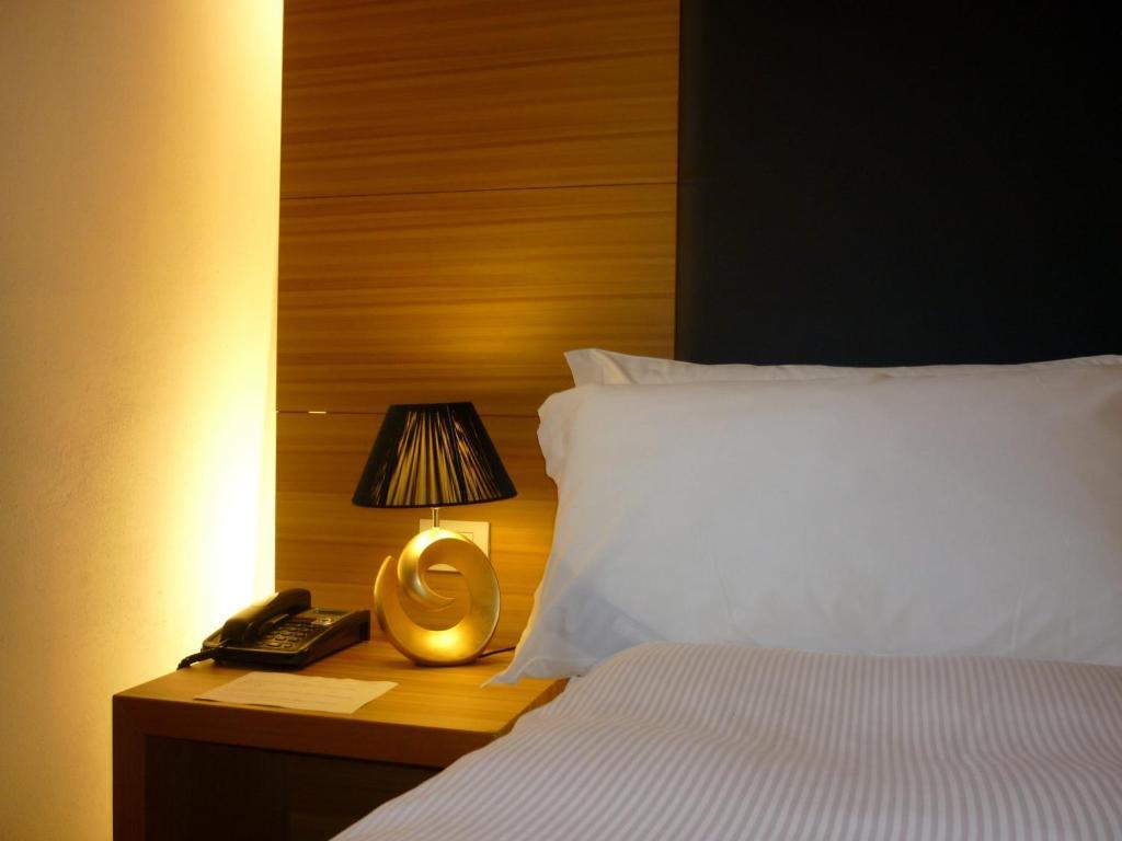 Relais Palazzo Lodron Hotel Rovereto  Buitenkant foto